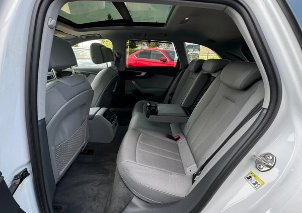 Audi A4 cena 99900 przebieg: 150000, rok produkcji 2020 z Ełk małe 742